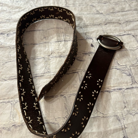 AEROPOSTALE BROWN LEATHER FLORAL STITCHED BOHO HIPPIE VIBE BELT - Picture 5 of 10